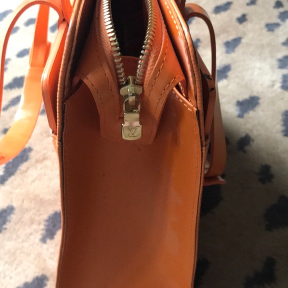 Louis Vuitton bag - Picture 5 of 6